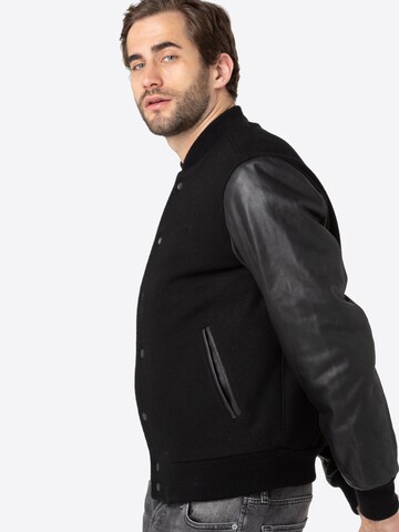 Schott NYC Regular fit Between-Season Jacket 'LCUSA' in Black