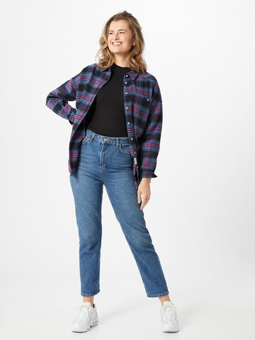 T-shirt 'Berry' Noisy may en noir