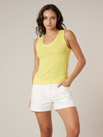 Deeluxe Gebreide top 'Kishi' in Geel: voorkant