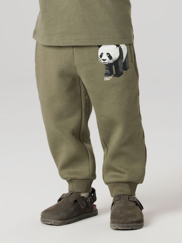 Effilé Pantalon NAME IT en vert : devant