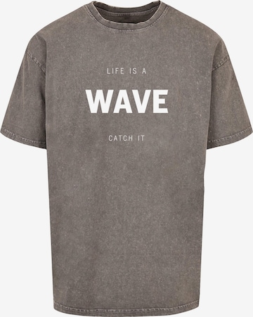 Merchcode Shirt 'Summer - Life Is A Wave' in Grijs: voorkant