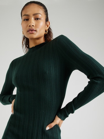Abercrombie & Fitch Úpletové šaty – zelená