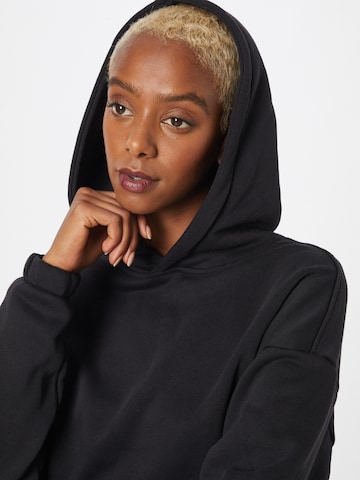 Urban Classics Sweatshirt in Schwarz