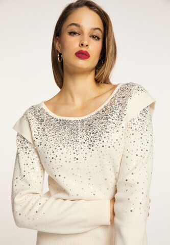 faina Sweater in White