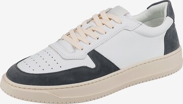 Garment Project Sneakers ' Legacy' in White: front