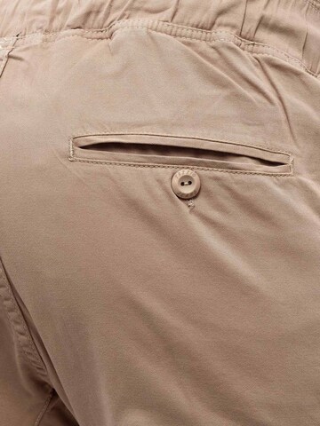Tazzio Regular Cargohose '16610' in Beige