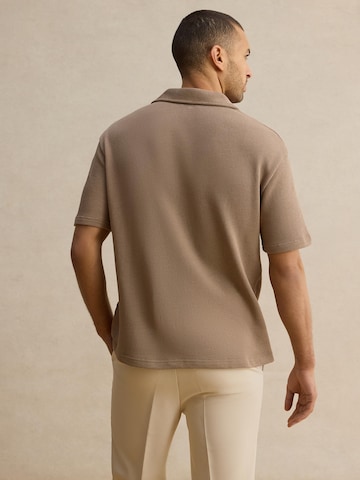 DAN FOX APPAREL Majica 'Joscha' | rjava barva