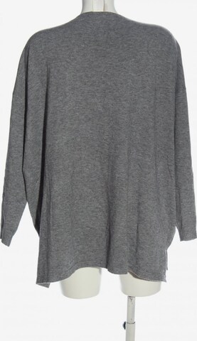 M & V V-Ausschnitt-Pullover M in Grau