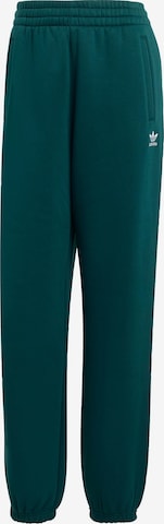 ADIDAS ORIGINALS - Pantalón 'Essentials' en verde: frente