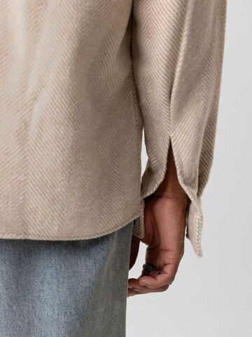 Dandalo - Ajuste confortable Camisa 'Marcelo' en blanco