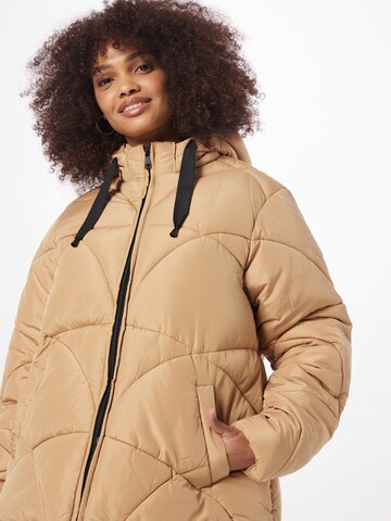 Giacca invernale di Dorothy Perkins in beige