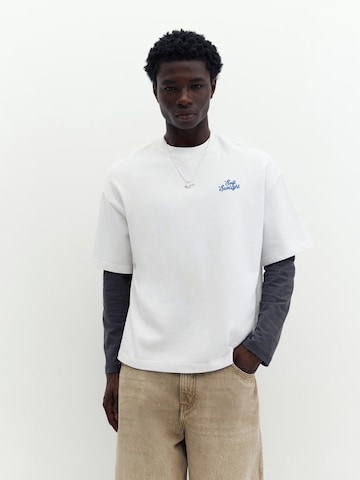 T-Shirt 'SUMMER PEACH' Pull&Bear en blanc : devant