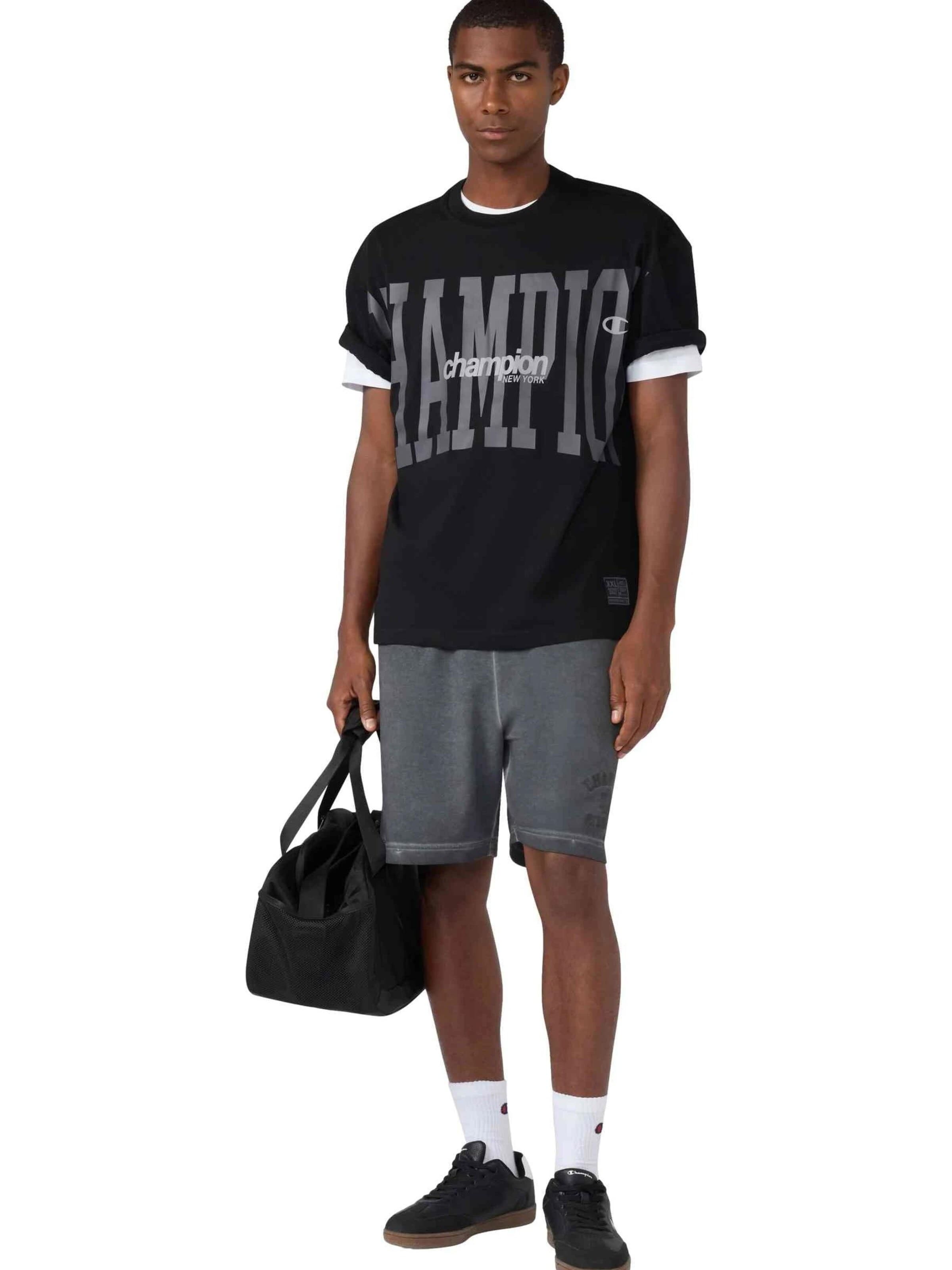 T-Shirt 'Camiseta champion negra maxi logo urban contemporary tee' Champion -DO NOT USE- en noir