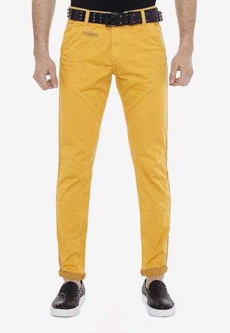 CIPO & BAXX Regular Chino Pants in Yellow: front