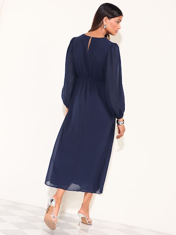 Friends Like These Kleid in Blau