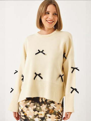 Pullover extra large di Bianco Lucci in beige: frontale