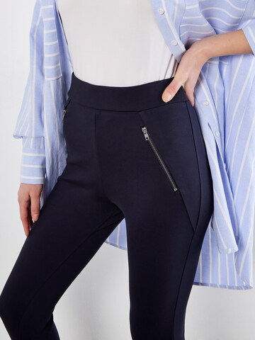 Skinny Pantalon ' ' Apricot en bleu