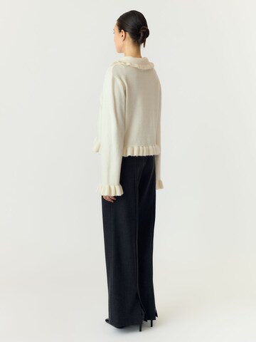 YAS Strickjacke 'FRILO' in Beige