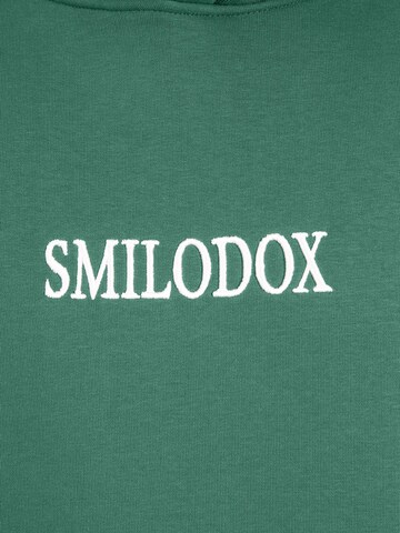 Smilodox Sweatshirt 'Jayden' in Grün