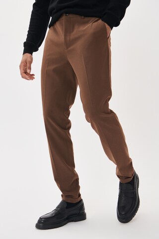 Matinique Slim fit Trousers 'Liam' in Brown