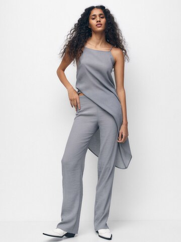 Pull&Bear Regular Trousers in Grey