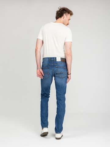 Tapered Jeans 'Mustang Style Oregon Tapered Denim Blue 1018014 5000 782' di MUSTANG in blu