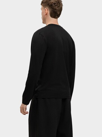 Richesse Shirt 'SHINY ESSENTIAL LONGSLEEVE BLACK' in Zwart