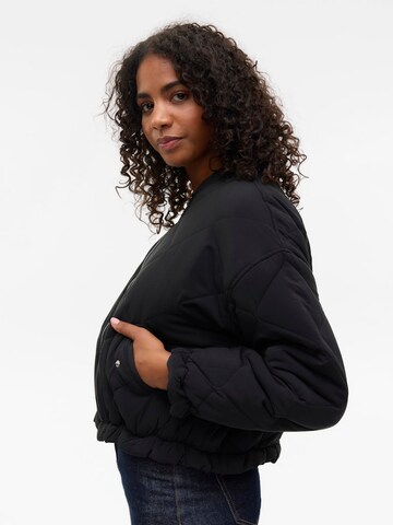 Veste mi-saison 'Yrsa'' VERO MODA en noir