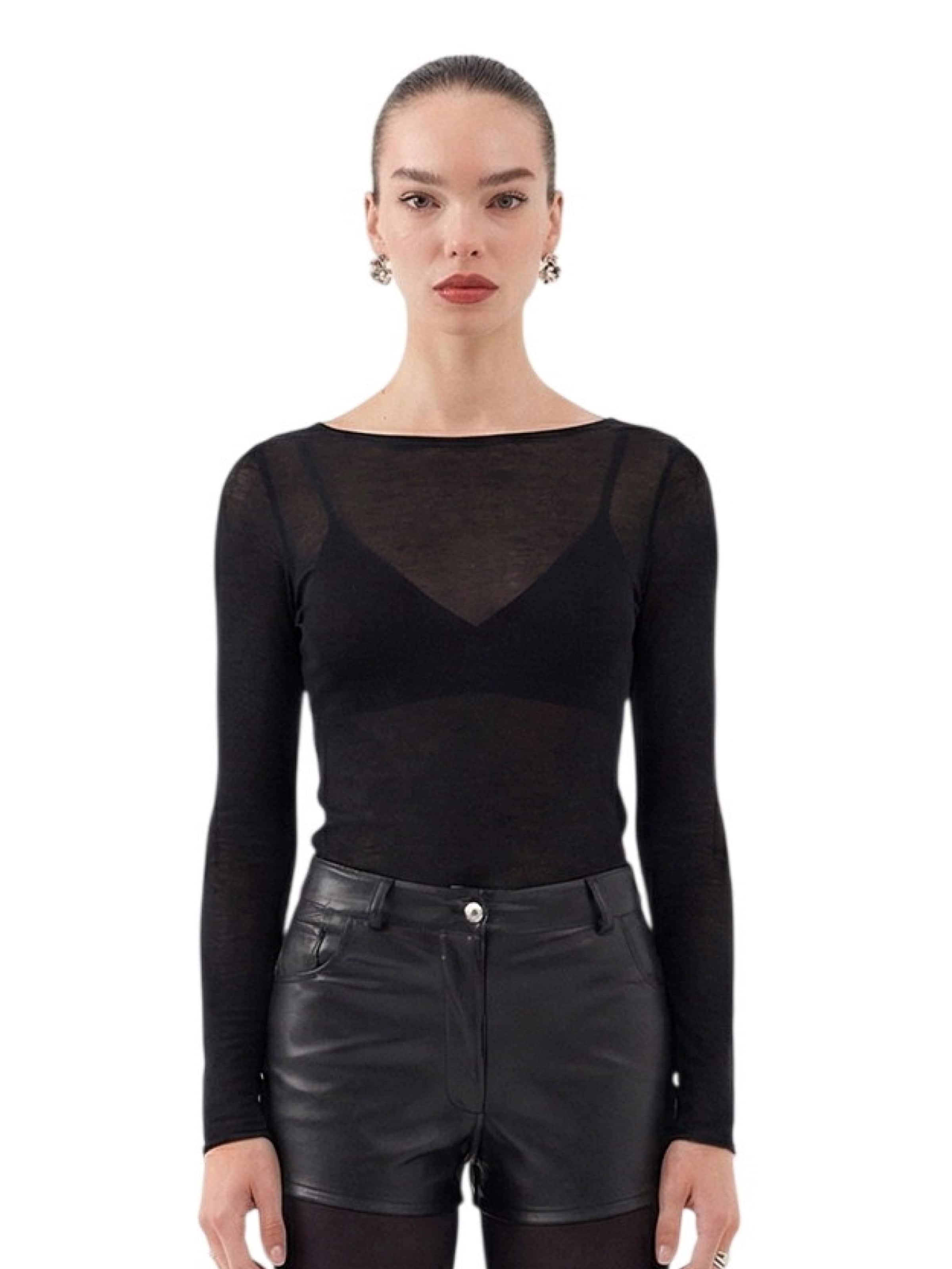 HOLLY LOLLY Blouse in Zwart: voorkant