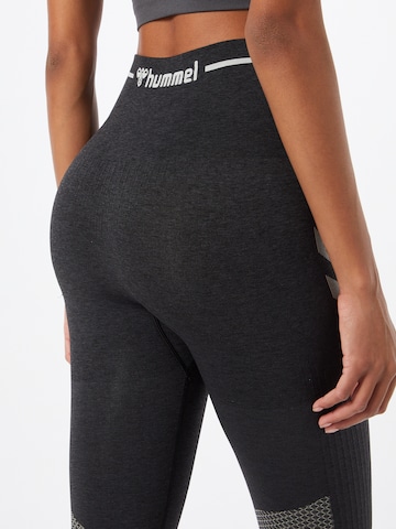 Skinny Pantalon de sport 'Hana' Hummel en noir