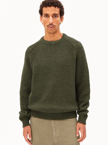 ARMEDANGELS Sweater 'Kiaano' in Green: front