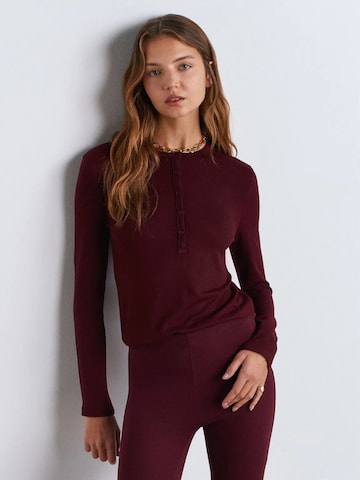 Dilvin Shirt in Red: front