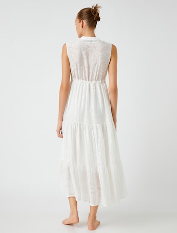 Koton Kleid in Weiß
