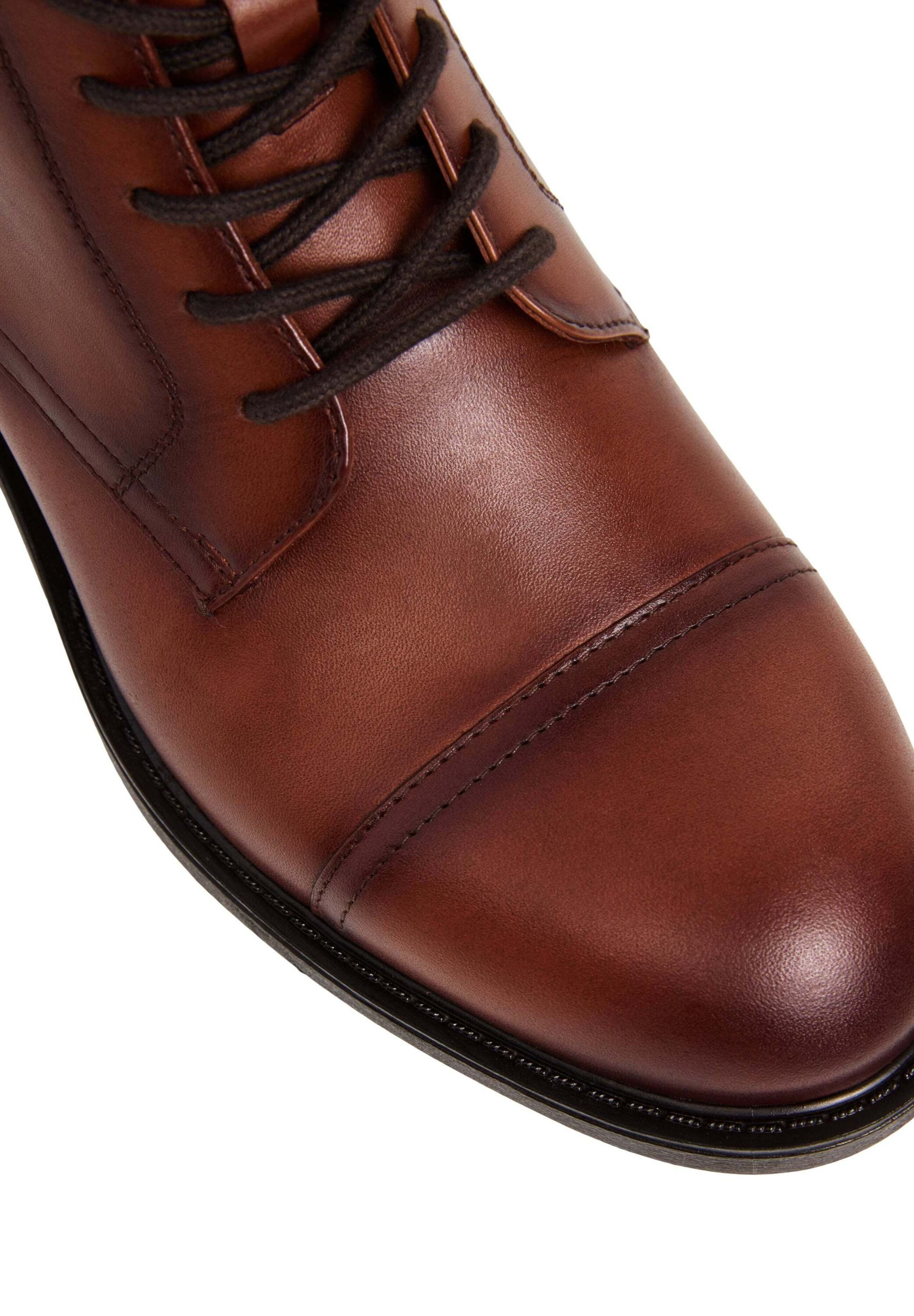 Pepe Jeans - Botas con cordones 'Hunters Land' en marrón
