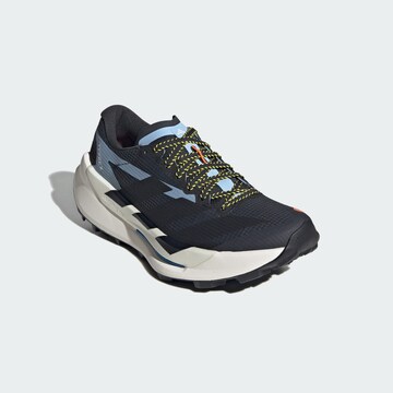 Chaussure basse 'Agravic TT' ADIDAS TERREX en noir