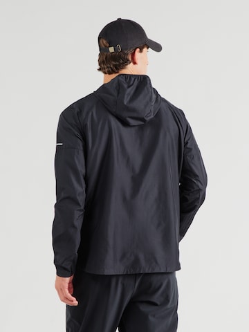 NIKE Спортивная куртка в Черный