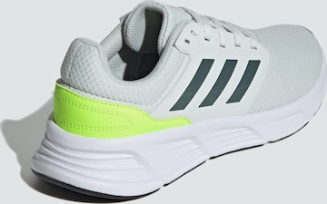 Scarpa da corsa ' Galaxy 6 ' di ADIDAS SPORTSWEAR in verde