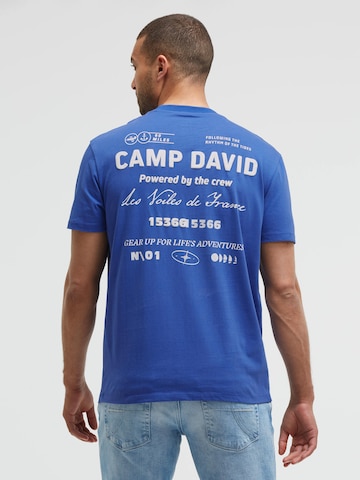 CAMP DAVID Μπλουζάκι 'French Coast' σε μπλε: μπροστά