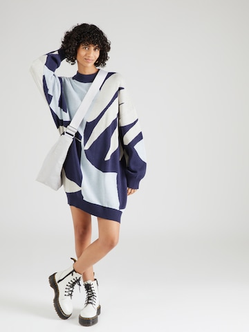 Monki Gebreide jurk in Blauw