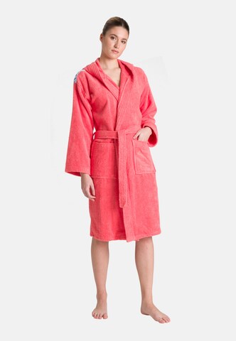 ARENA Банный халат короткий 'CORE SOFT ROBE' в Ярко-розовый