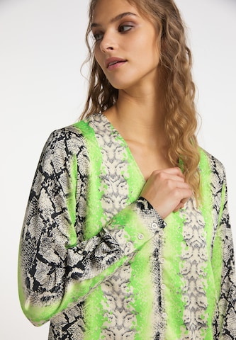 Rochie tip bluză de la IZIA pe verde