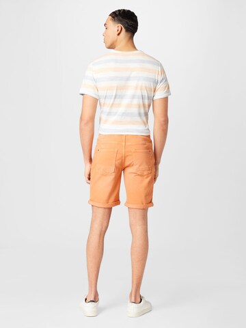 BLEND Regular Shorts in Orange