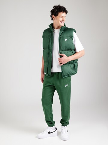 Nike Sportswear Vest 'CLUB' in Green