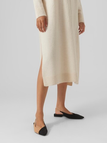 Robes en maille 'PHILINE' VERO MODA en beige