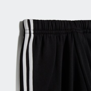 ADIDAS SPORTSWEAR Set 'Bagde of Sport' i röd