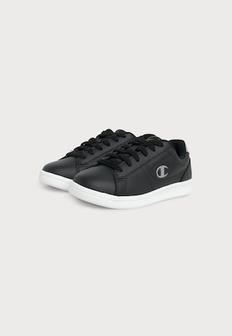 Champion Sneaker  'ACE COURT' in Schwarz: Vorderseite