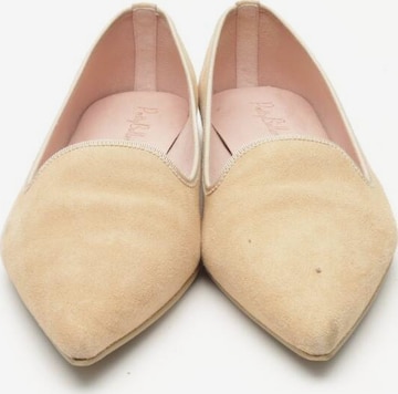 PRETTY BALLERINAS Flats & Loafers in 38 in White