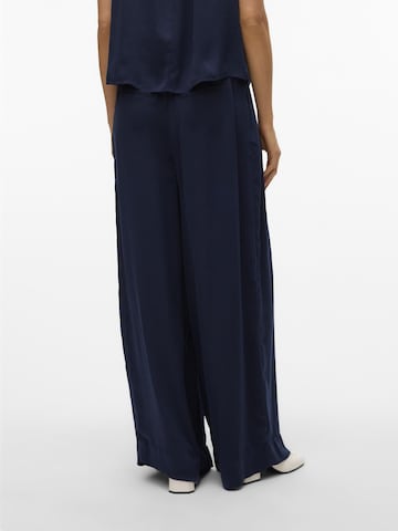 VERO MODA Regular Trousers 'AMShanna' in Blue