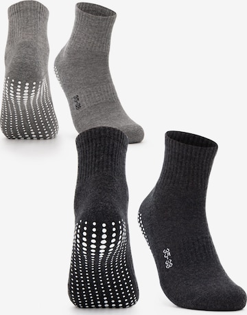 Occulto Athletic Socks 'Madeleine' in Black: front