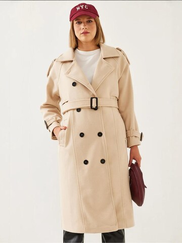 Manteau d’hiver Bianco Lucci en beige : devant